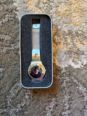 Green Day Logo Stainless Steel Mesh Band Watch - Silver